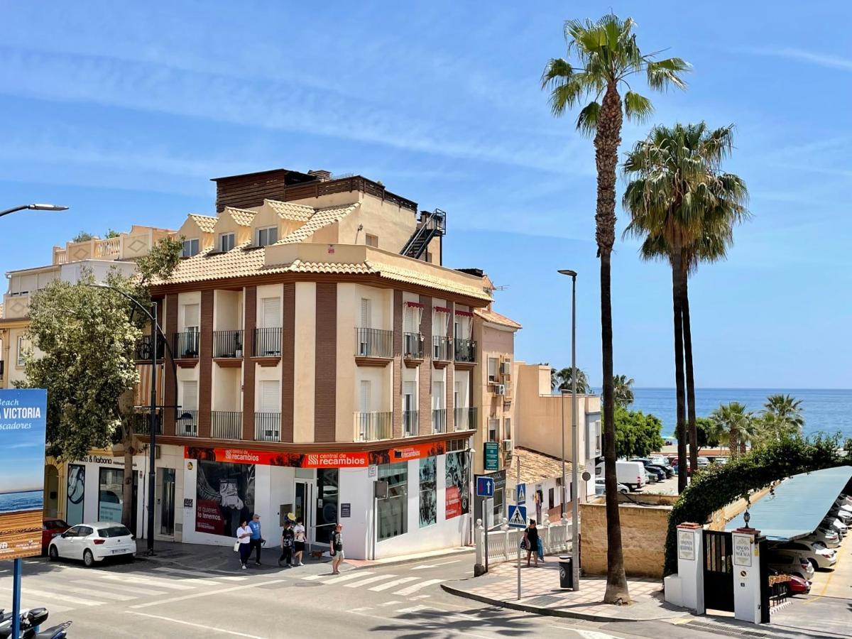 Moderno Piso De 3 Dormitorios En La Playa De Rincon De La Victoria Malaga Bagian luar foto