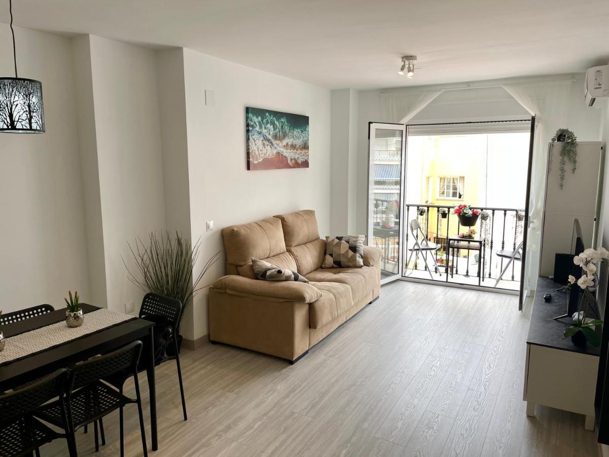 Moderno Piso De 3 Dormitorios En La Playa De Rincon De La Victoria Malaga Bagian luar foto